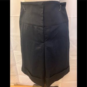 Cache size 2 high waist black shorts.
